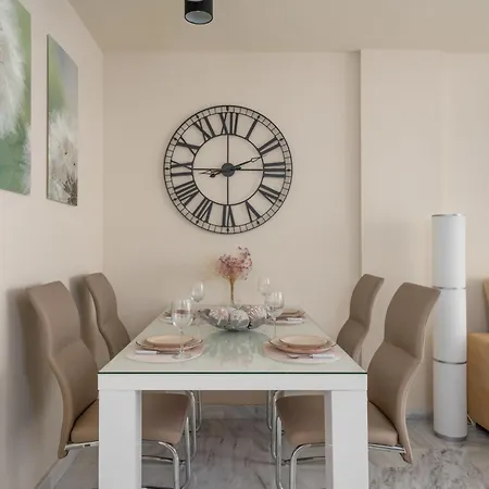 Parque Botanico Views By Interhome * Benahavis